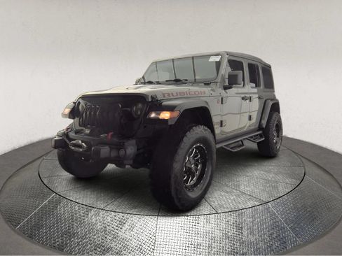 Used 2021 Jeep Wrangler Unlimited Rubicon w/ Xtreme Recon 35" Tire Package AWD/4WD image 3