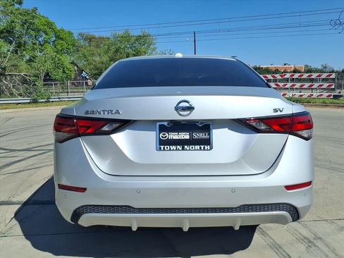 Used 2020 Nissan Sentra SV w/ Electronics Package image 4