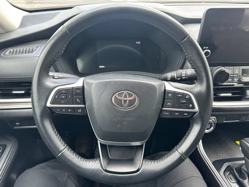 Used 2025 Toyota Grand Highlander AWD image 19