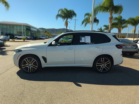 Certified 2024 BMW X5 xDrive40i w/ M Sport Package image 7