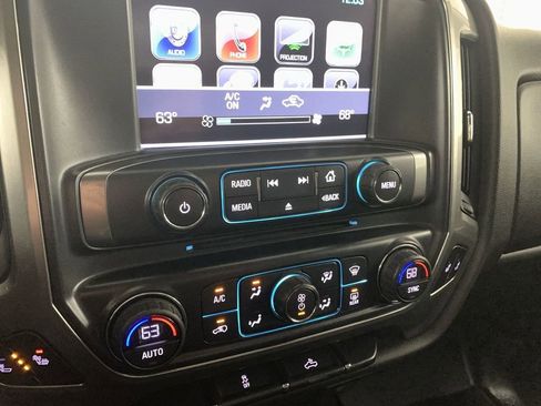 Used 2017 Chevrolet Silverado 1500 LT w/ All Star Edition AWD/4WD image 38