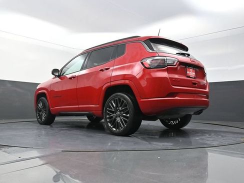 Used 2022 Jeep Compass Limited w/ (RED) Package AWD/4WD image 35