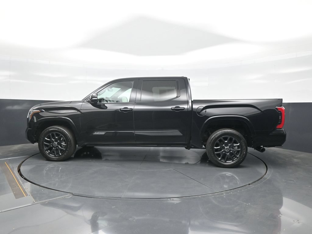 Used 2024 Toyota Tundra Platinum AWD/4WD image 4