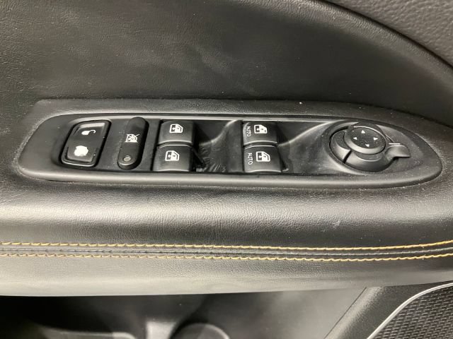 Used 2018 Jeep Compass Limited w/ Navigation Group AWD/4WD image 35