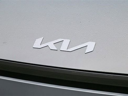New 2026 Kia EV9 Wind image 5