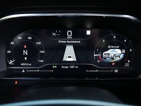 Used 2022 GMC Yukon AT4 AWD/4WD image 30