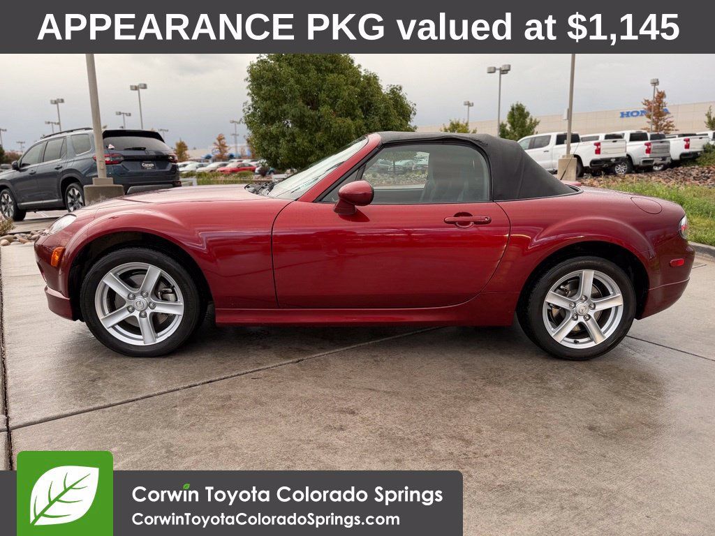 Used 2006 MAZDA MX-5 Miata Touring w/ Appearance Pkg RWD image 4