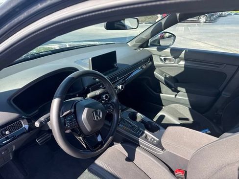 Used 2023 Honda Civic Sport image 10