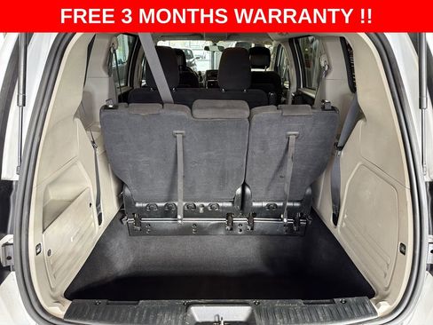 Used 2017 Dodge Grand Caravan SE image 21