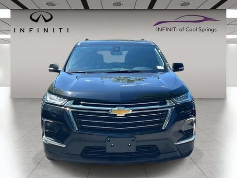 Used 2023 Chevrolet Traverse LT FWD image 2