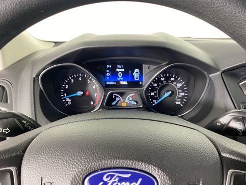 Used 2018 Ford Focus SE image 25