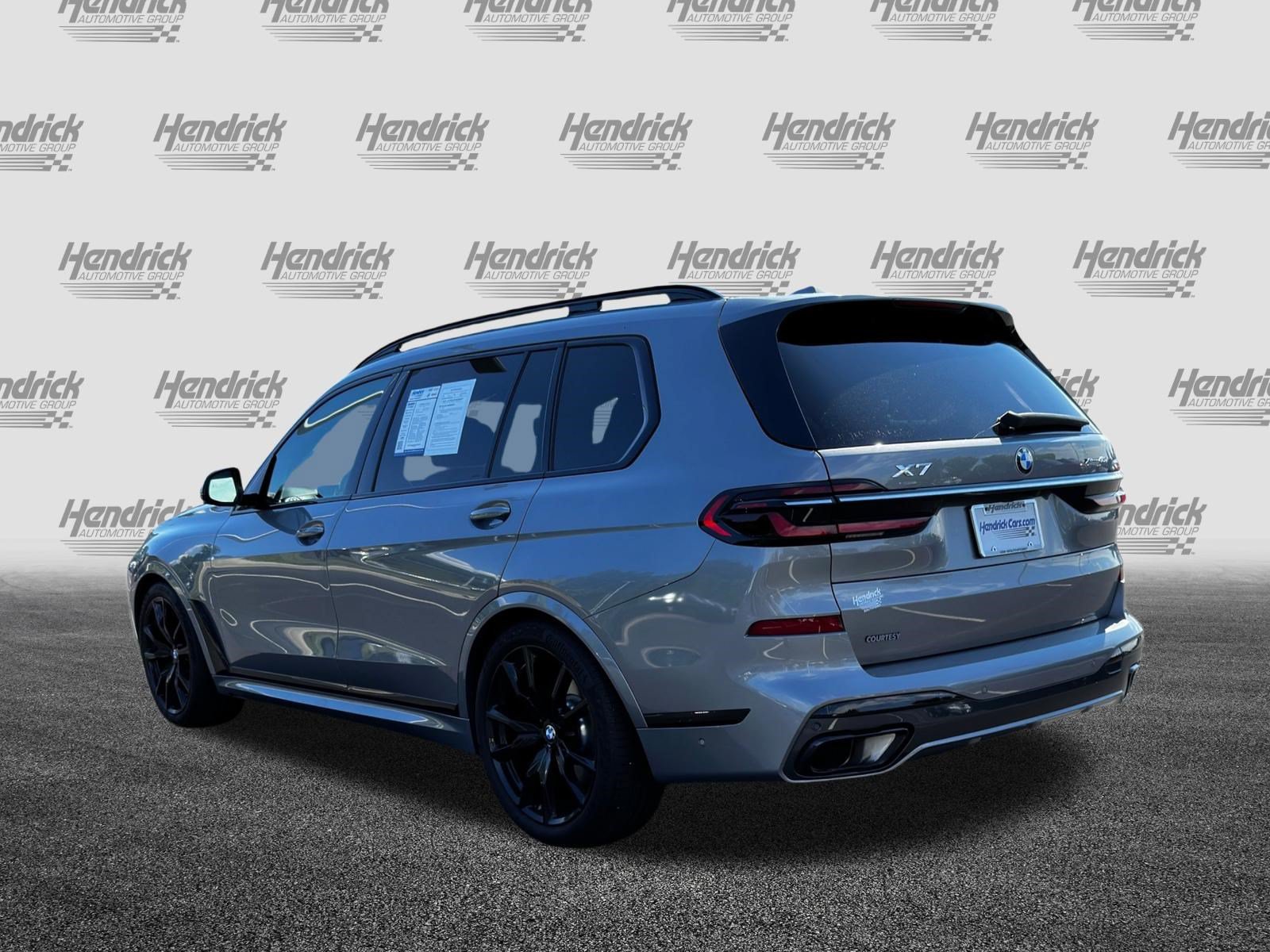 Used 2023 BMW X7 xDrive40i w/ Executive Package AWD/4WD image 8