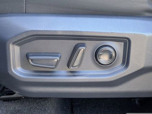 Used 2025 Toyota Sequoia Limited image 21