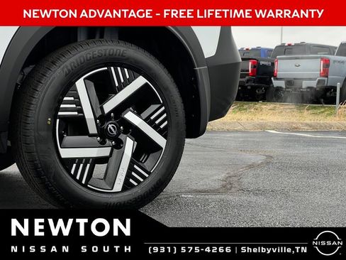 New 2026 Nissan Kicks SV w/ Cold Weather Package FWD image 32