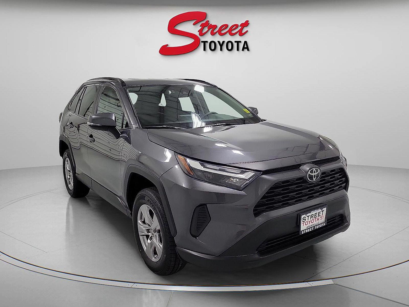 Certified 2025 Toyota RAV4 XLE FWD image 5