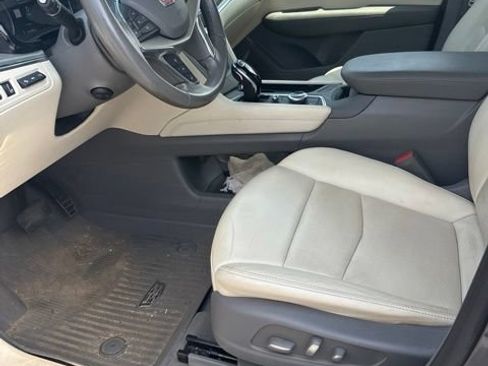 Used 2021 Cadillac XT5 Premium Luxury FWD image 10