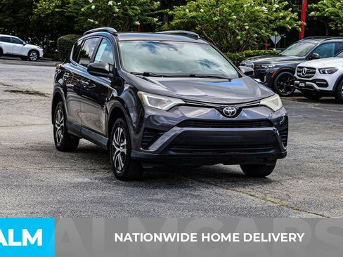 Used 2017 Toyota RAV4 LE w/ Carpet Mat Package AWD/4WD image 5
