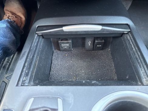 Used 2017 Acura RDX w/ AcuraWatch Plus Package image 27