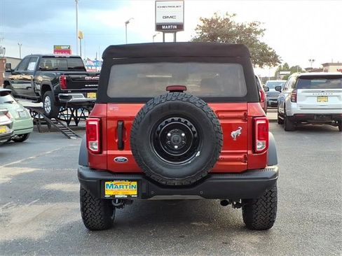 Used 2023 Ford Bronco Black Diamond image 10