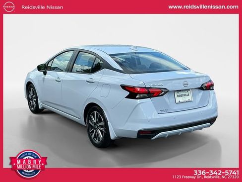 Certified 2025 Nissan Versa SV w/ Trunk Package FWD image 4