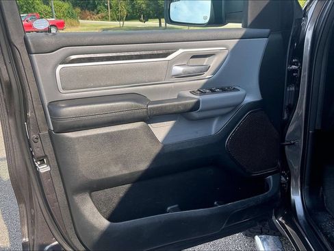 Used 2020 RAM 1500 Big Horn AWD/4WD image 23
