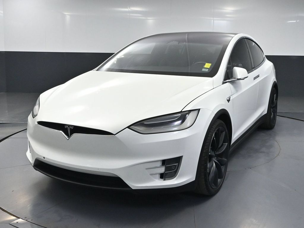 Used 2018 Tesla Model X 100D AWD/4WD image 8