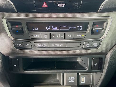 Used 2023 Honda Ridgeline RTL-E image 23