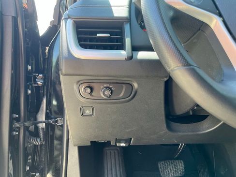 Used 2024 GMC Terrain SLE w/ Driver Convenience Package AWD/4WD image 20
