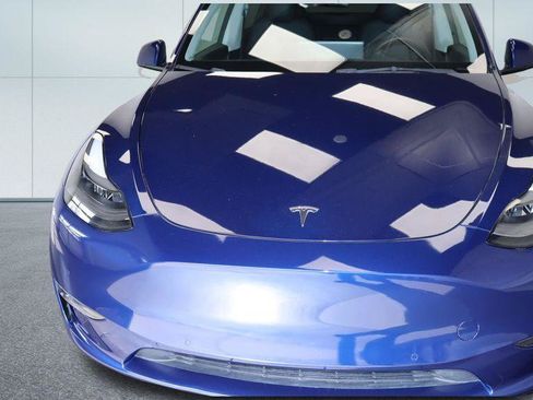 Used 2022 Tesla Model Y Performance AWD/4WD image 16