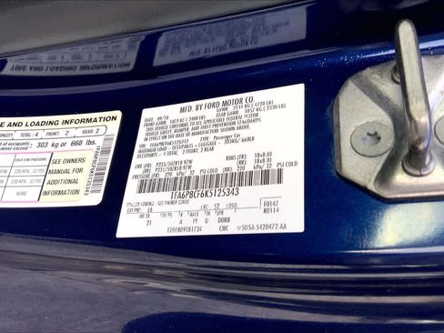 Used 2019 Ford Mustang GT image 29