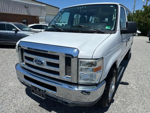 Used 2011 Ford E-350 and Econoline 350 XLT RWD image 3