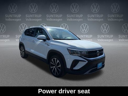 Used 2022 Volkswagen Taos SE FWD image 9