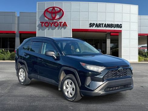 Used 2021 Toyota RAV4 LE AWD/4WD image 1