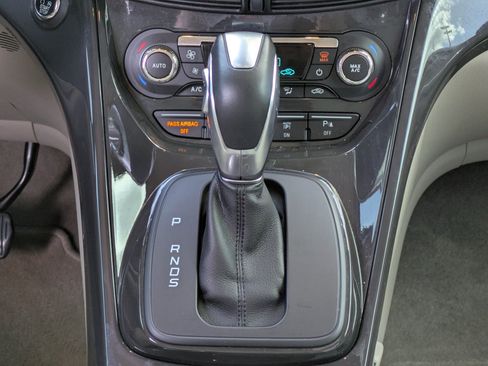 Used 2016 Ford Escape Titanium w/ Equipment Group 301A FWD image 16