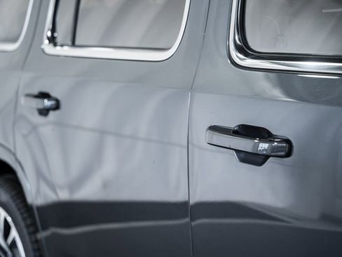 New 2024 Jeep Grand Wagoneer Series III w/ HD Trailer Tow Package image 17