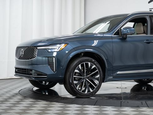 New 2026 Volvo XC90 B5 Plus w/ Protection Package AWD/4WD image 26