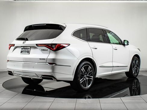 Certified 2025 Acura MDX w/ Advance Package image 10