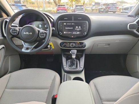 New 2025 Kia Soul LX image 8