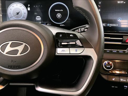 Used 2024 Hyundai Elantra SEL w/ Convenience Package image 22