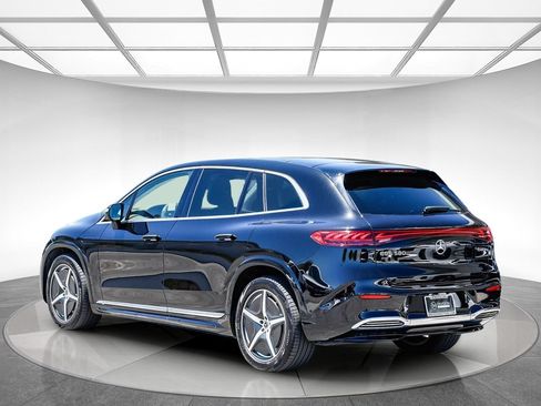Certified 2023 Mercedes-Benz EQS 580 4MATIC SUV image 3