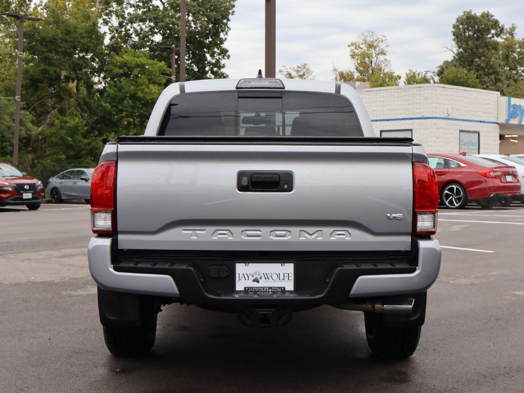 Used 2017 Toyota Tacoma TRD Sport w/ Tow Package (A/T) AWD/4WD image 6