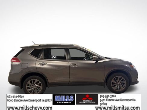 Used 2016 Nissan Rogue SL image 4