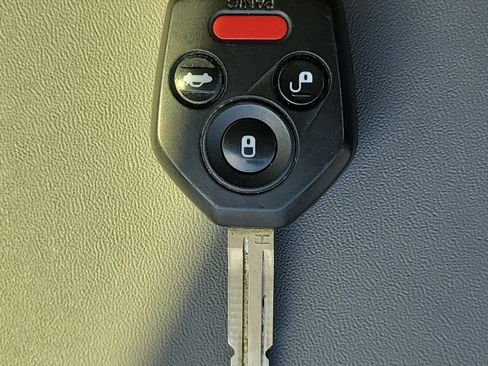 Used 2021 Subaru Outback Premium image 31