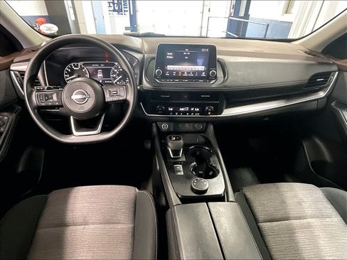 Used 2023 Nissan Rogue SV AWD/4WD image 22