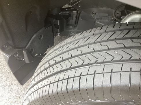 Certified 2025 Toyota 4Runner SR5 AWD/4WD image 7