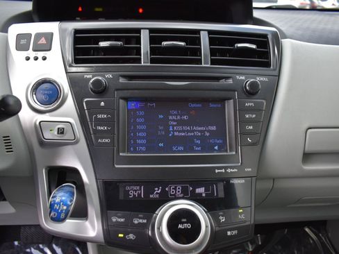 Used 2012 Toyota Prius V Five FWD image 18