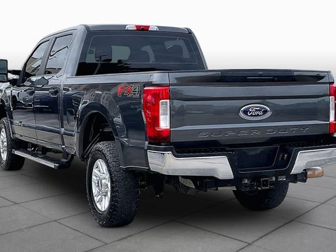 Used 2019 Ford F250 XL w/ STX Appearance Package AWD/4WD image 12