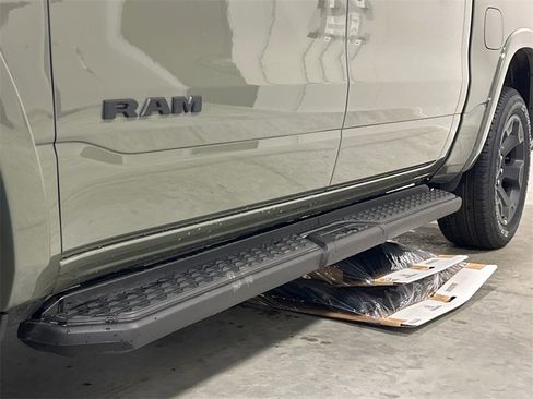 New 2026 RAM 1500 4x4 Crew Cab image 13