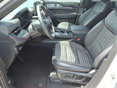 Used 2026 Ford Explorer ST-Line AWD/4WD image 12