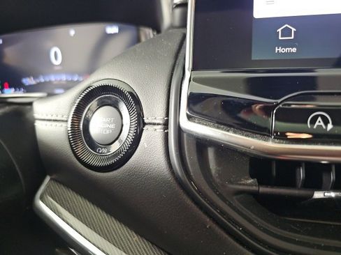 Certified 2024 Jeep Compass Limited w/ High Altitude Package image 19